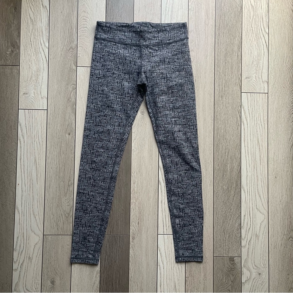 Ivivva Black and Gray Patterned Leggings